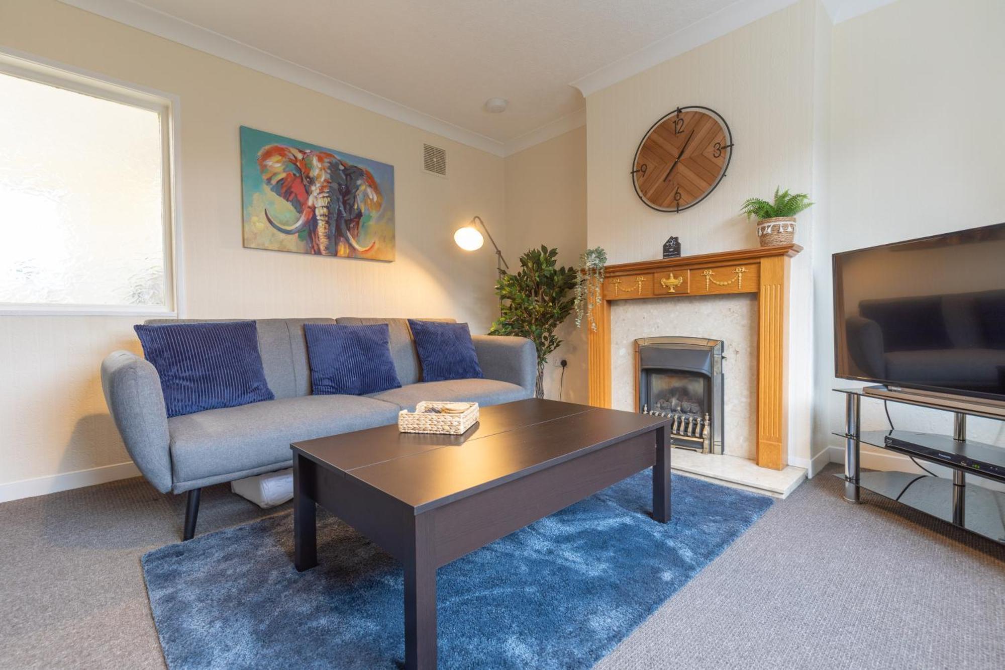 Leconfield Close - Comfy House And Free Parking Kingston upon Hull Exterior foto